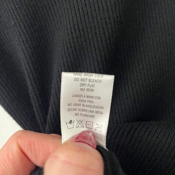 Black turtle neck from Fashion Nova size small. - Picture 10 of 16